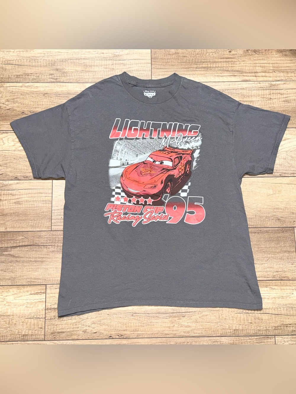 Disney Pixar Cars Lightning McQueen Piston Cup Racing Graphic T Shirt Adult XL